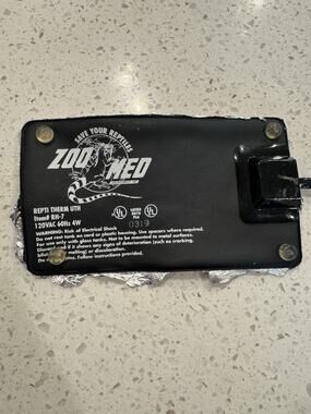 Zoo Med Repti Therm RH-7 4W Small Terrarium Heater